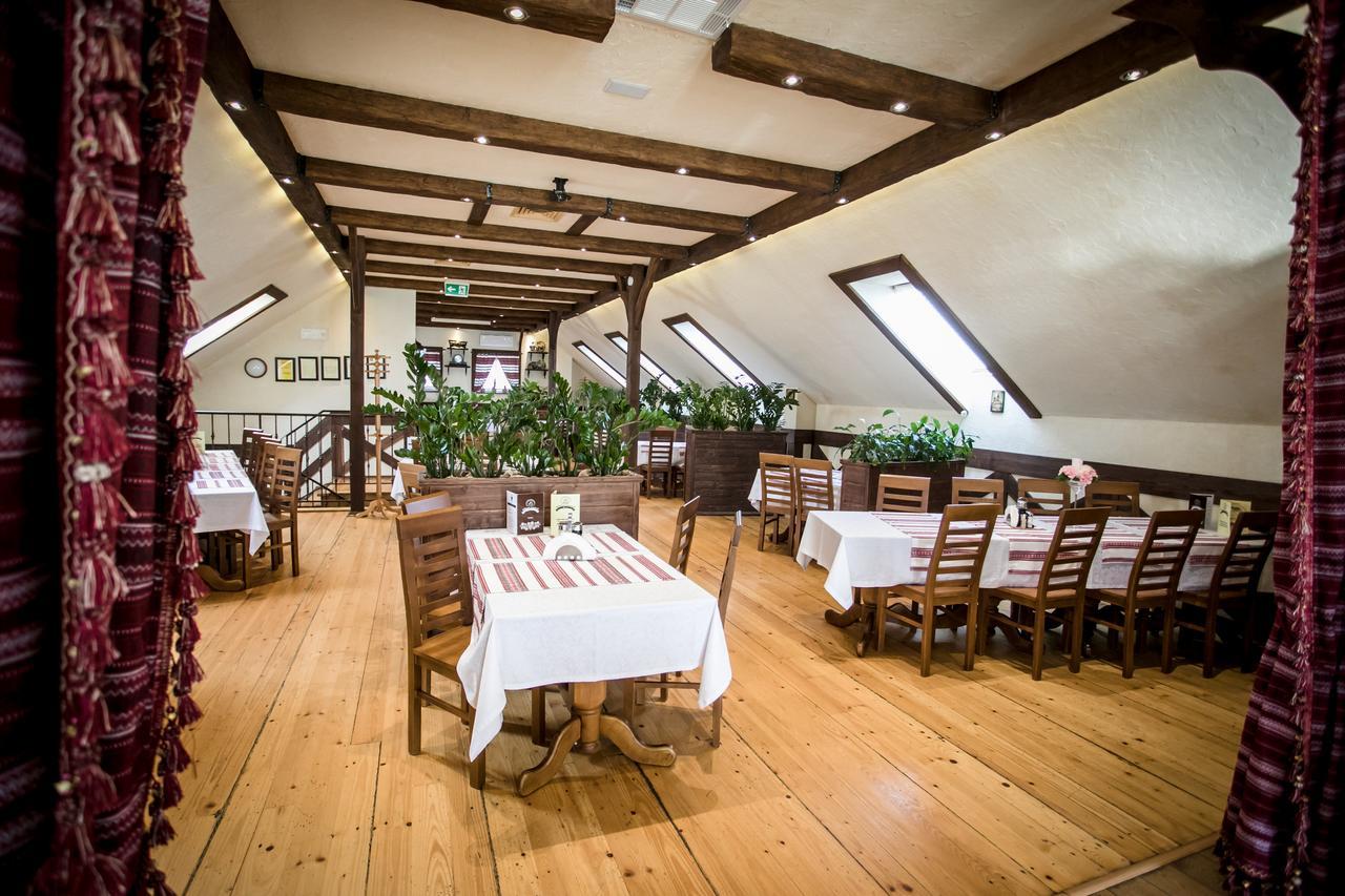 斯塔里洛酒店 Korczyna  外观 照片